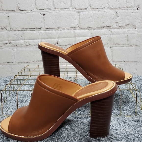 J. Crew - Picture 2 of 12